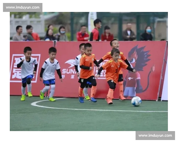 湄洲牛伦讲 “帽子戏法”：莆田足球热里的绿茵故事